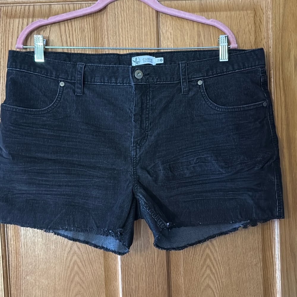 Carve Designs Oahu Shorts Size 14 Corduroy Stretch Coastal Comfort Sustainable